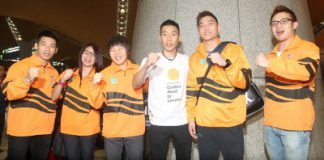 London calling: (From left) Chan Peng Soon, Goh Liu Ying, Tee Jing Yi, Lee Chong Wei, Tan Boon Heong and Koo Kien Keat at the Kuala Lumpur International Airport before their flight to England Thursday.